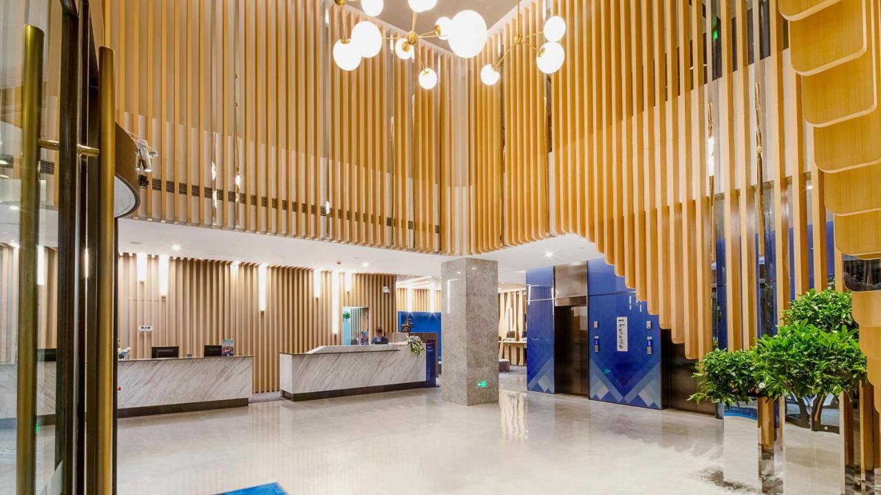 Holiday Inn Express Shanghai Hongqiao North By Ihg Fengbang エクステリア 写真